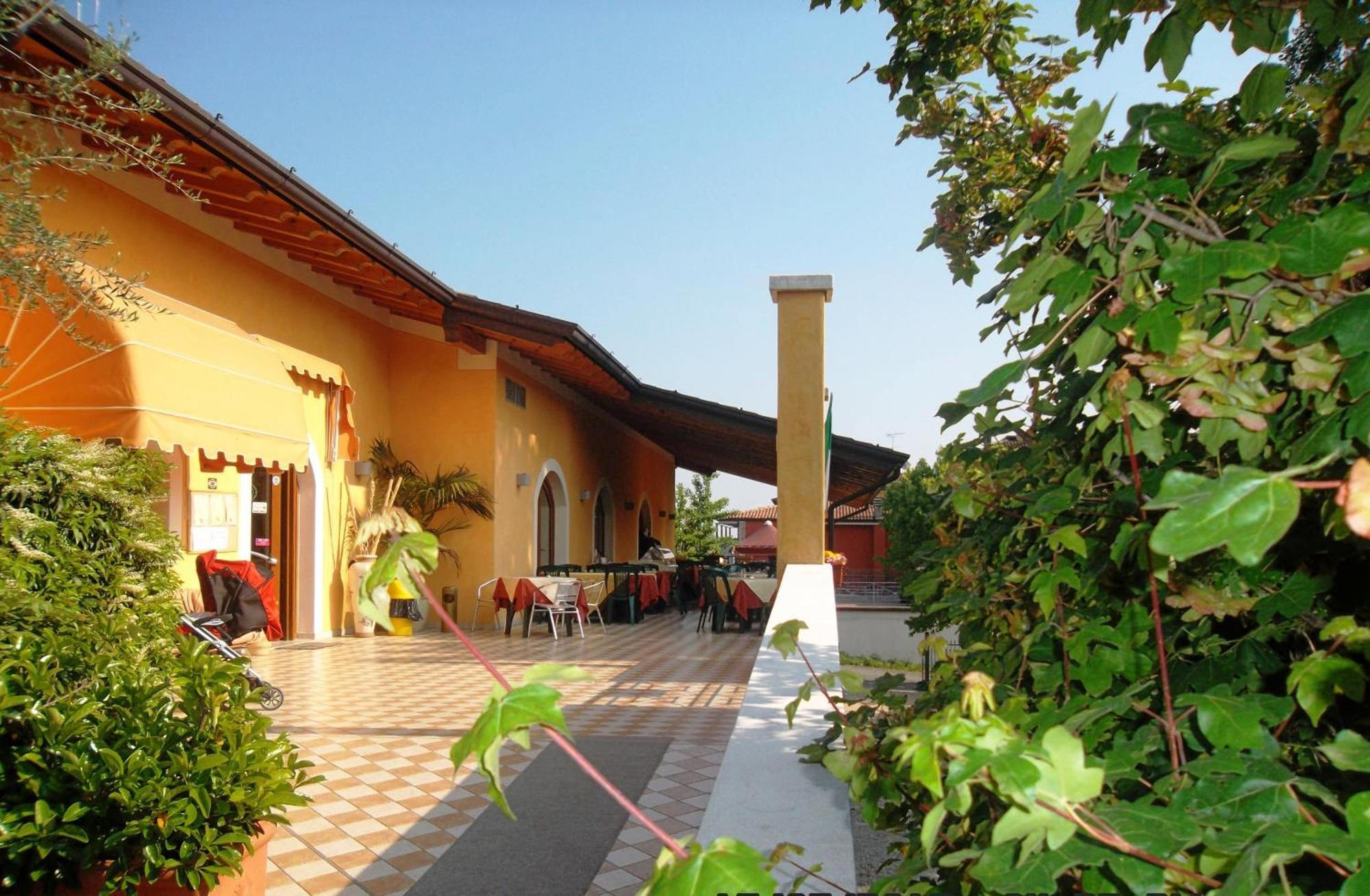 Albergo Le Piante Manerba del Garda Exterior foto